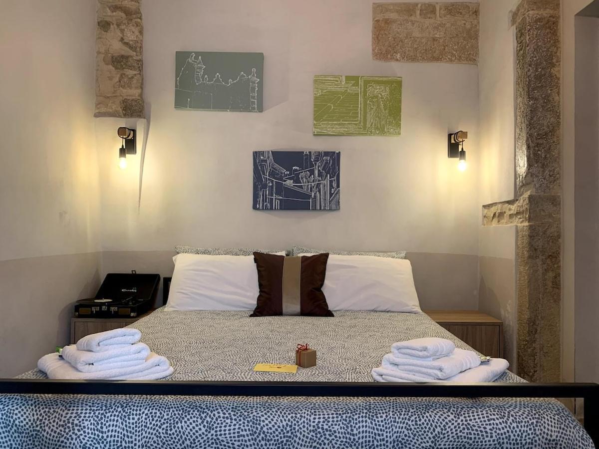 Locus Pendinelli Trani Bed & Breakfast Exterior photo
